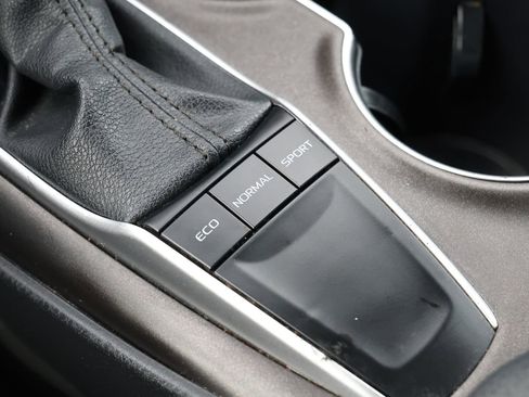 Used 2024 Toyota Camry LE FWD image 22