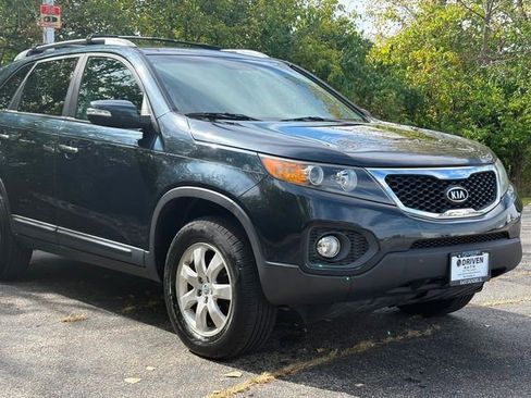 Used 2012 Kia Sorento LX w/ Convenience Pkg image 5