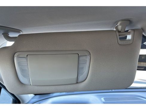 Used 2025 Subaru Outback Premium image 40