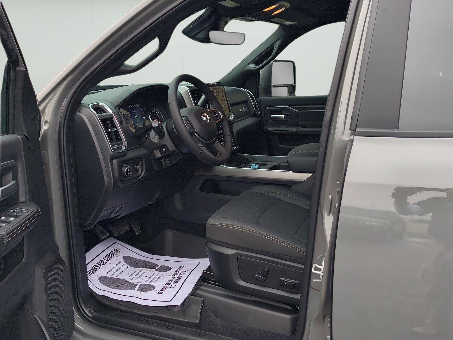 New 2027 RAM 3500 Big Horn AWD/4WD image 5