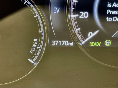 Used 2025 MAZDA CX-50 AWD 2.5 Hybrid w/ Premium Pkg image 19