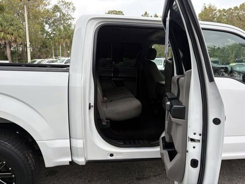 Used 2016 Ford F150 XLT image 33