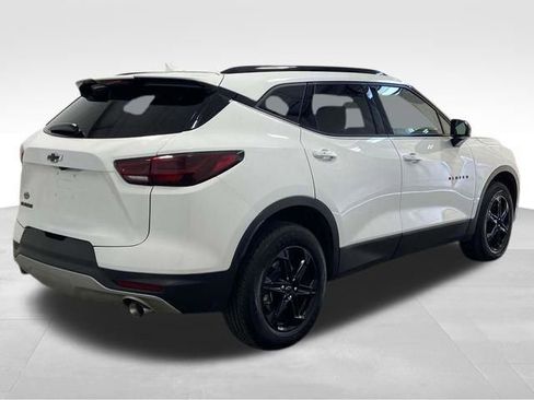 Used 2023 Chevrolet Blazer LT w/ Midnight/Sport Edition image 5