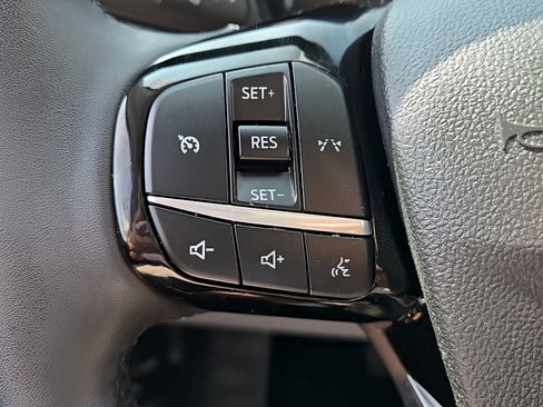 Certified 2023 Ford Escape Active AWD/4WD image 13