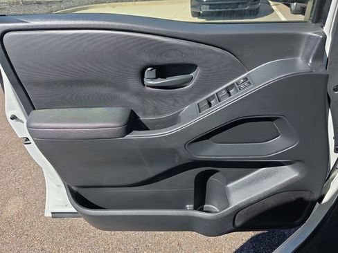 Used 2022 Nissan Frontier S w/ Technology Package image 19