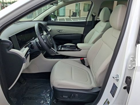 Used 2025 Hyundai Tucson SEL AWD/4WD image 16