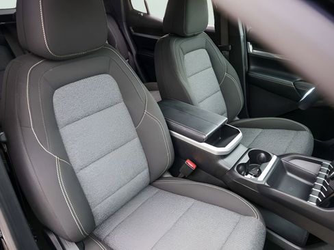 Used 2026 GMC Terrain Elevation image 30