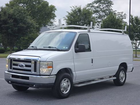 Used 2009 Ford E-250 and Econoline 250 RWD image 4