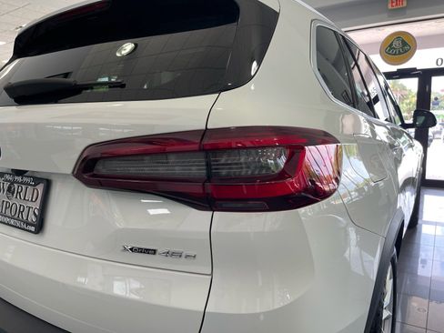 Used 2023 BMW X5 xDrive45e w/ Executive Package AWD/4WD image 17