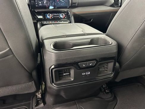 Used 2024 GMC Sierra 3500 AT4 w/ AT4 Preferred Package AWD/4WD image 22