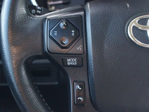 Used 2022 Toyota Sequoia TRD Pro AWD/4WD image 11