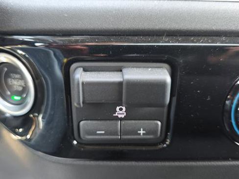 Used 2024 GMC Sierra 2500 SLE w/ SLE Convenience Package AWD/4WD image 22