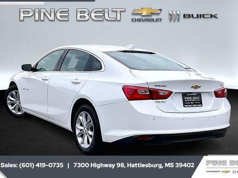 Used 2024 Chevrolet Malibu LT image 2