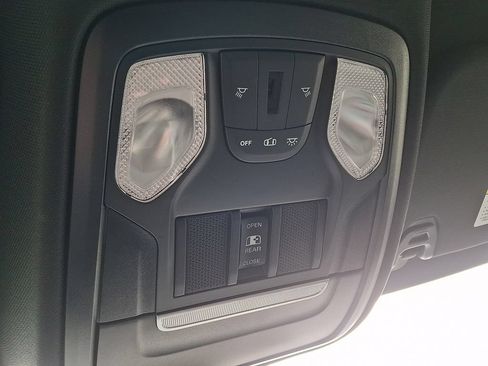 Used 2022 RAM 1500 Big Horn AWD/4WD image 26