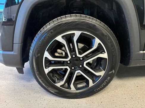Used 2022 Jeep Compass Limited AWD/4WD image 18
