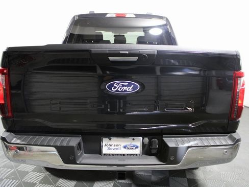 Certified 2024 Ford F150 XLT w/ Mobile Office Package image 6