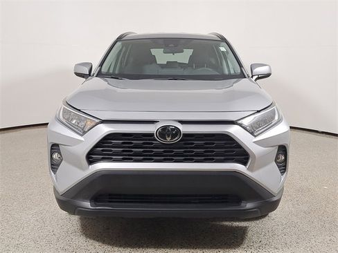 Used 2020 Toyota RAV4 XLE image 3