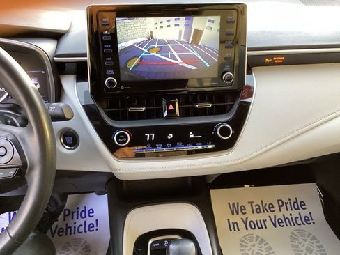 Used 2022 Toyota Corolla SE image 26