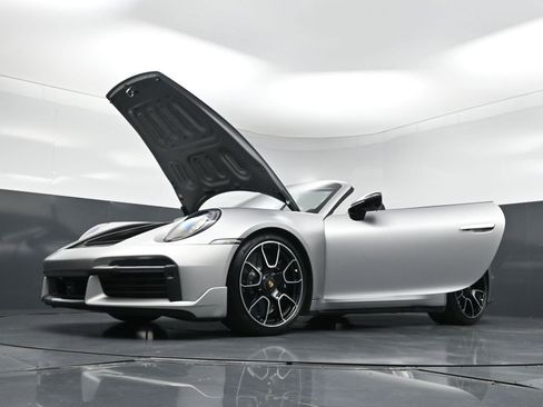 Certified 2025 Porsche 911 Turbo S AWD/4WD image 36