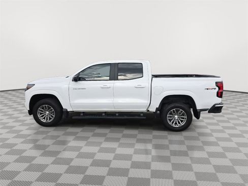 Used 2023 Chevrolet Colorado LT image 8