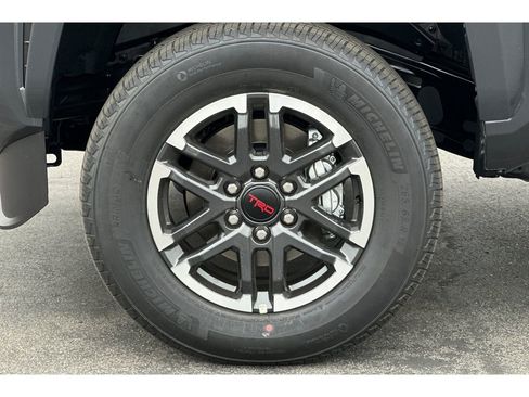 New 2025 Toyota Tacoma TRD Sport image 30