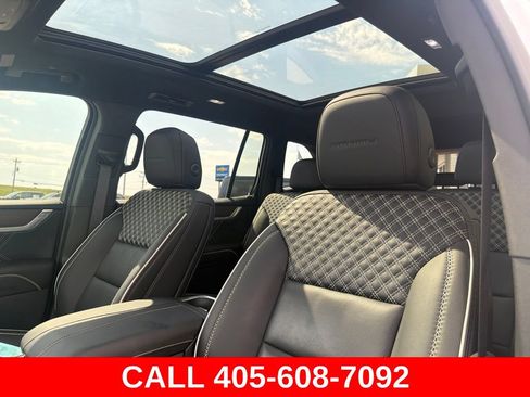 Used 2025 GMC Acadia Denali w/ Super Cruise Package AWD/4WD image 10