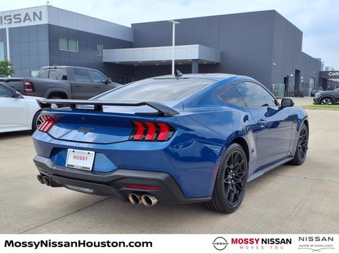 Used 2024 Ford Mustang GT Premium w/ GT Performance Package RWD image 7