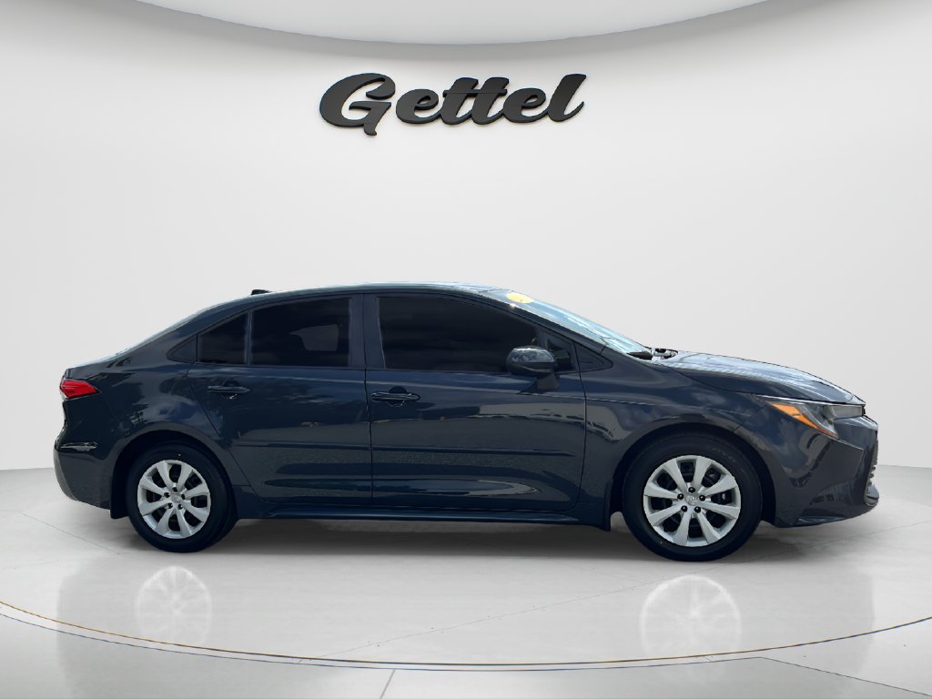Used 2024 Toyota Corolla LE FWD image 4