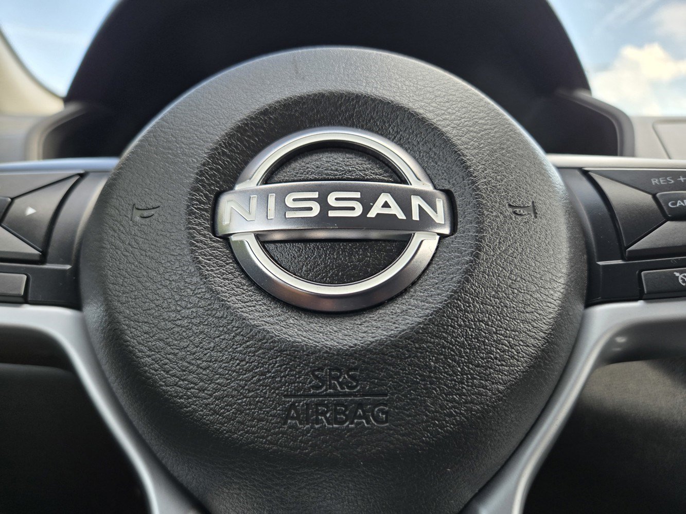 Used 2024 Nissan Altima 2.5 SV FWD image 24