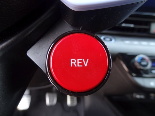 Used 2024 Hyundai Elantra N FWD image 20