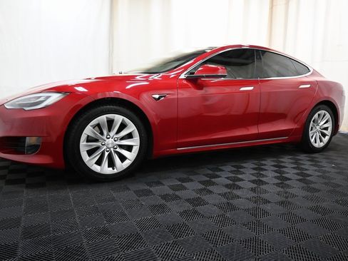 Used 2017 Tesla Model S 90D image 6