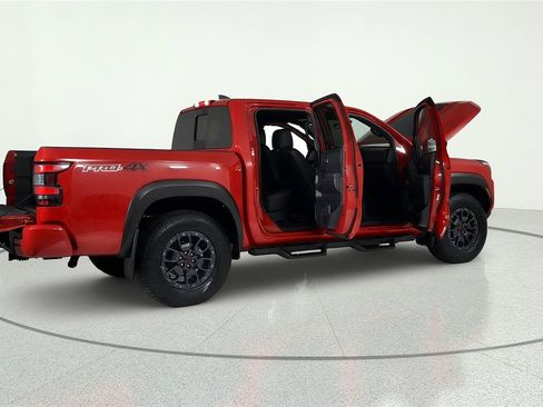 Used 2023 Nissan Frontier PRO-4X w/ Pro-4X Premium Package AWD/4WD image 14
