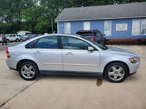 Used 2006 Volvo S40 T5 AWD/4WD image 4