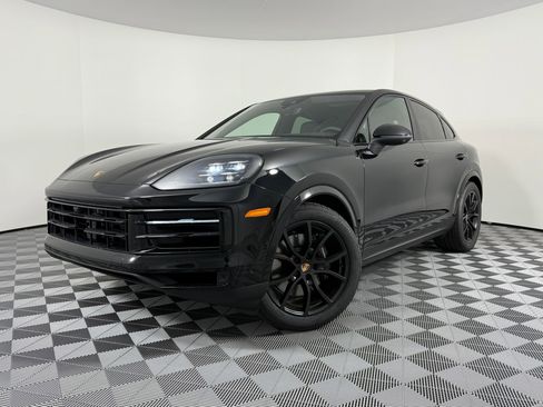 Certified 2026 Porsche Cayenne Coupe AWD/4WD image 1