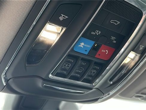 Used 2023 Jeep Grand Cherokee 4WD 4xe image 23