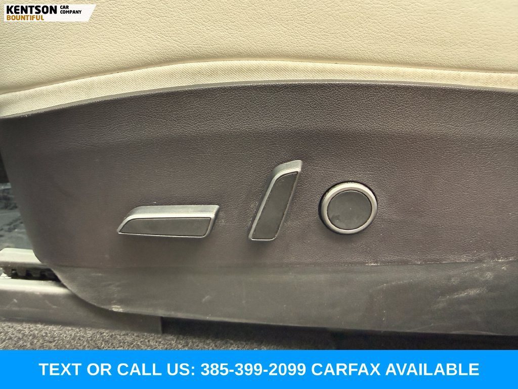 Used 2022 Tesla Model Y Performance AWD/4WD image 28