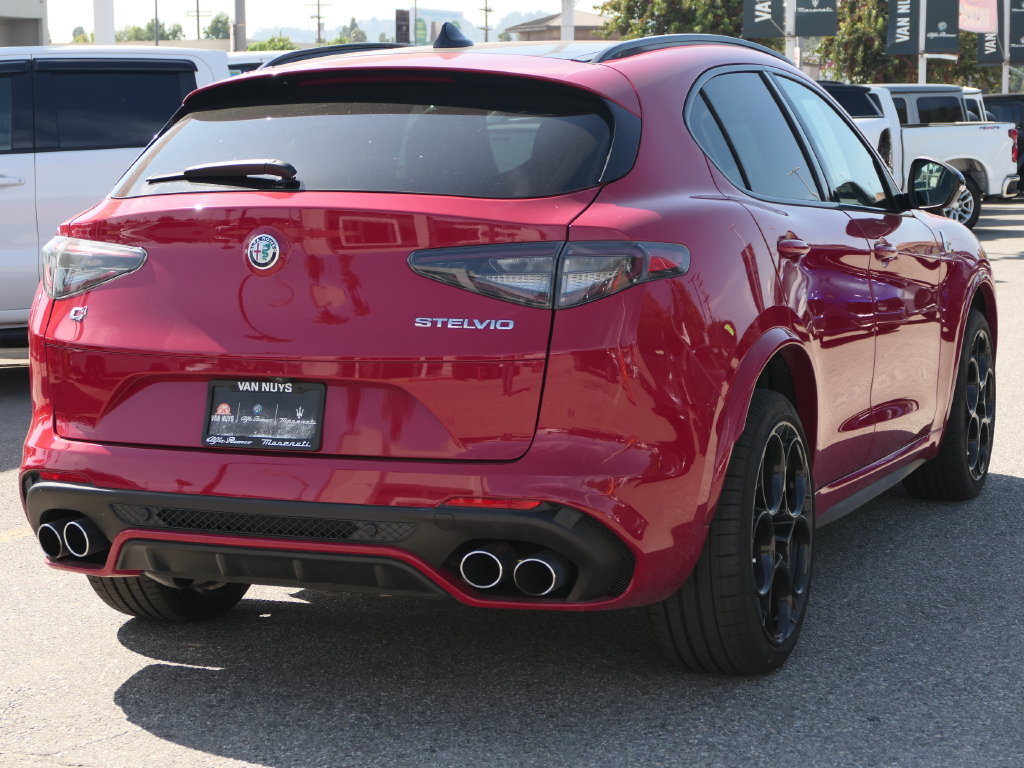 Used 2024 Alfa Romeo Stelvio Quadrifoglio w/ Active Assist Plus Package AWD/4WD image 3