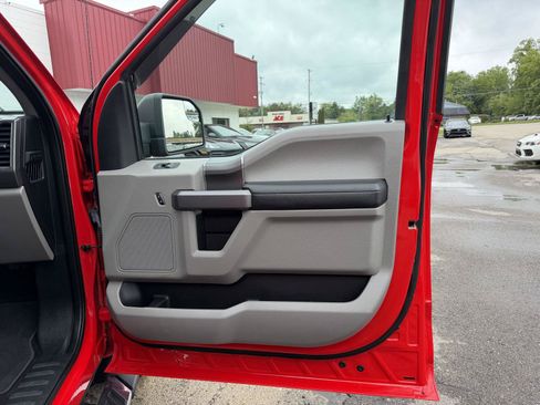 Used 2020 Ford F150 XLT w/ Equipment Group 302A Luxury AWD/4WD image 27