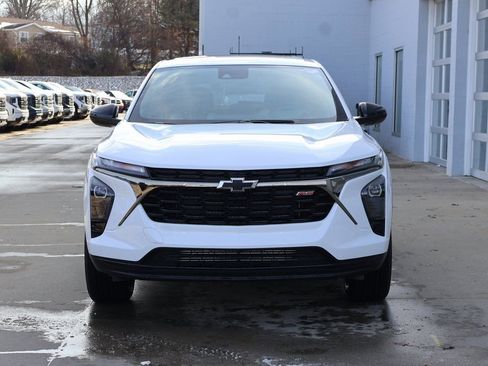 New 2026 Chevrolet Trax RS w/ Sunroof Package image 5