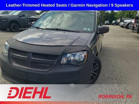 Used 2017 Dodge Grand Caravan GT FWD image 2