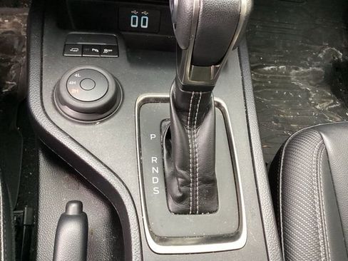 Used 2023 Ford Ranger Lariat w/ Equipment Group 501A High image 27