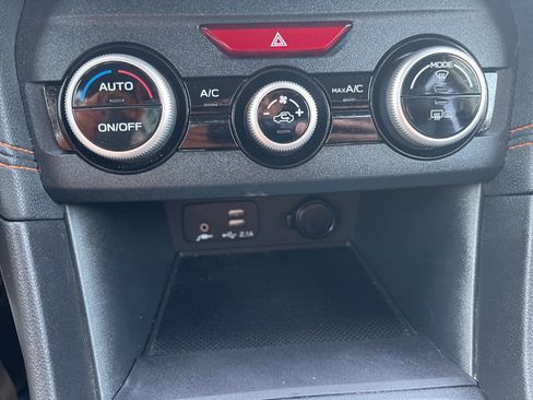 Certified 2021 Subaru Crosstrek 2.5i Limited w/ Moonroof Package 1 image 18