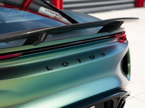 Used 2025 Lotus Emira RWD image 26