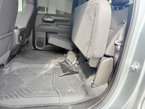 Used 2025 Chevrolet Silverado 1500 RST image 15