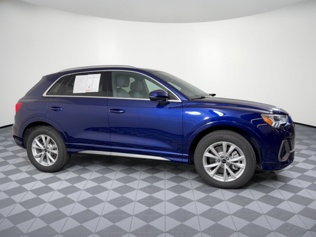 Used 2025 Audi Q3 2.0T Premium w/ Convenience Package AWD/4WD image 8