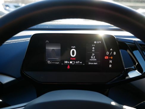 Used 2024 Volkswagen ID.4 S image 21