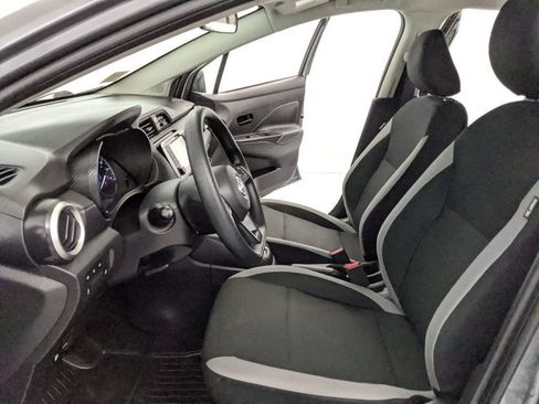 Used 2025 Nissan Versa S w/ Trunk Package FWD image 15