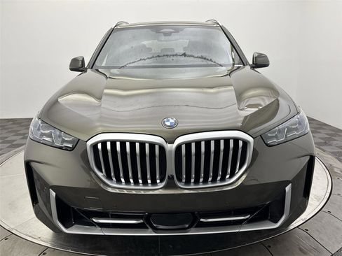 New 2026 BMW X5 xDrive40i w/ Climate Comfort Package image 14
