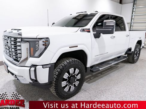 Used 2024 GMC Sierra 2500 Denali w/ Denali Reserve Package image 2