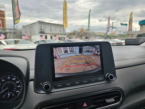 Used 2023 Hyundai Kona SEL image 25